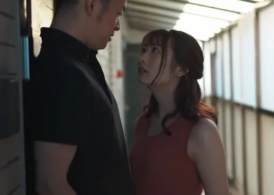 Vợ yêu mang thai, tôi bị bốc lửa bởi vợ yêu hàng xóm thường ở nhà một mình