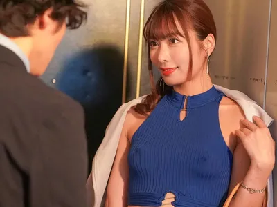 Em hotgirl cạnh nhà xinh đẹp mới chuyển đến lại là một thánh dâm