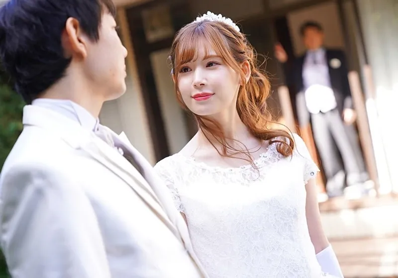 Bố người chồng nắc người tình của con trai ngay sau lễ cưới của con trai